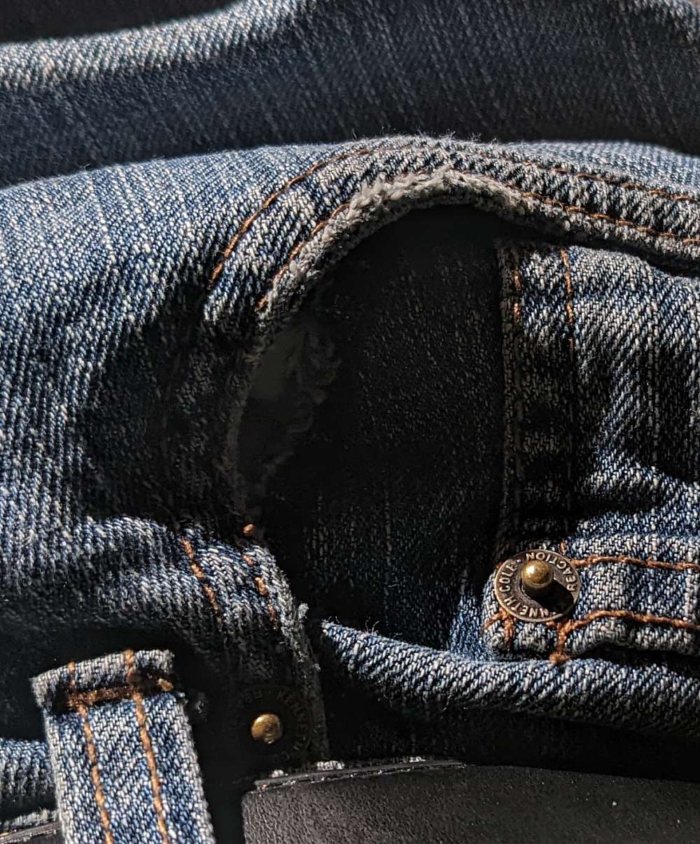 Jeans pocket