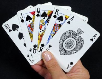 31634-9-poker.jpg