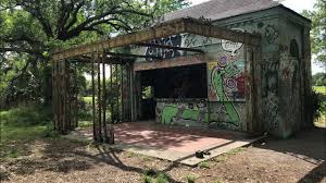 46105-2-03-abandoned-concession-stand.jpg
