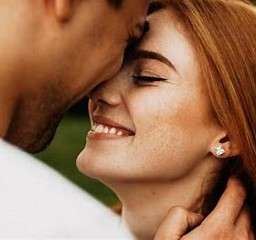 28981-68-03-couple.jpg