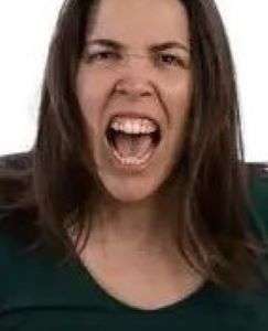 28981-69-04-wanita.jpg